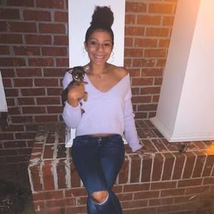 Meet your Posher, Jada